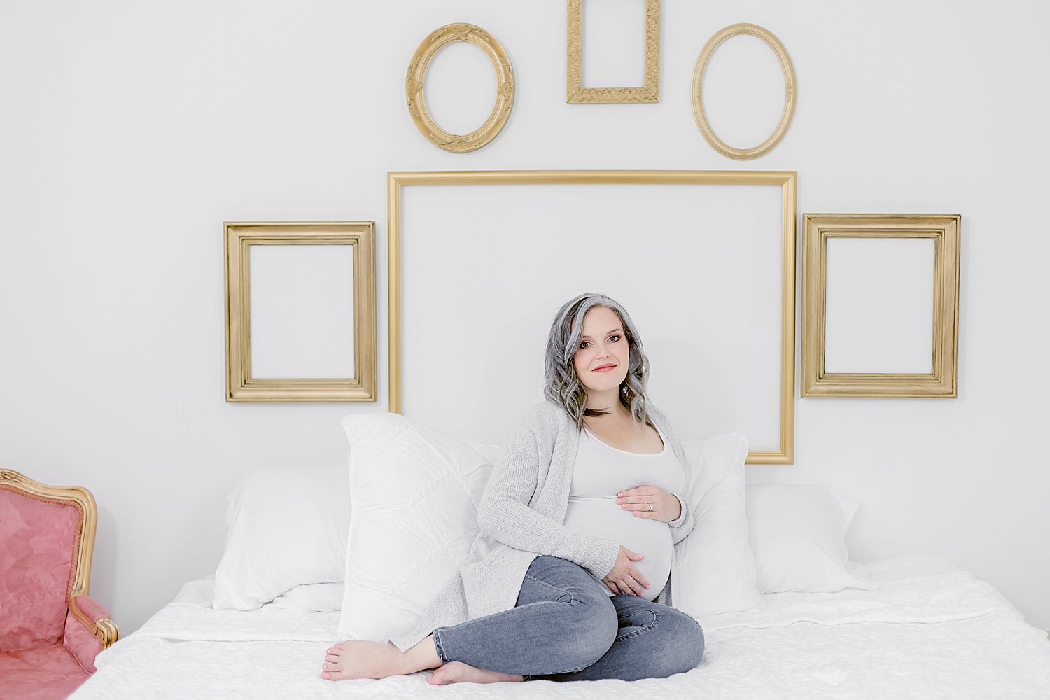 bedroom maternity session in ann blake photograph's Narberth studio